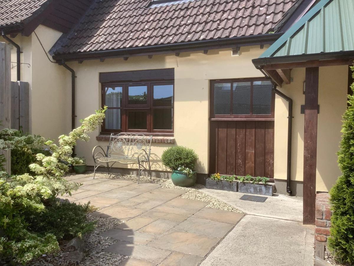 The Forge Villa Winscombe Kültér fotó